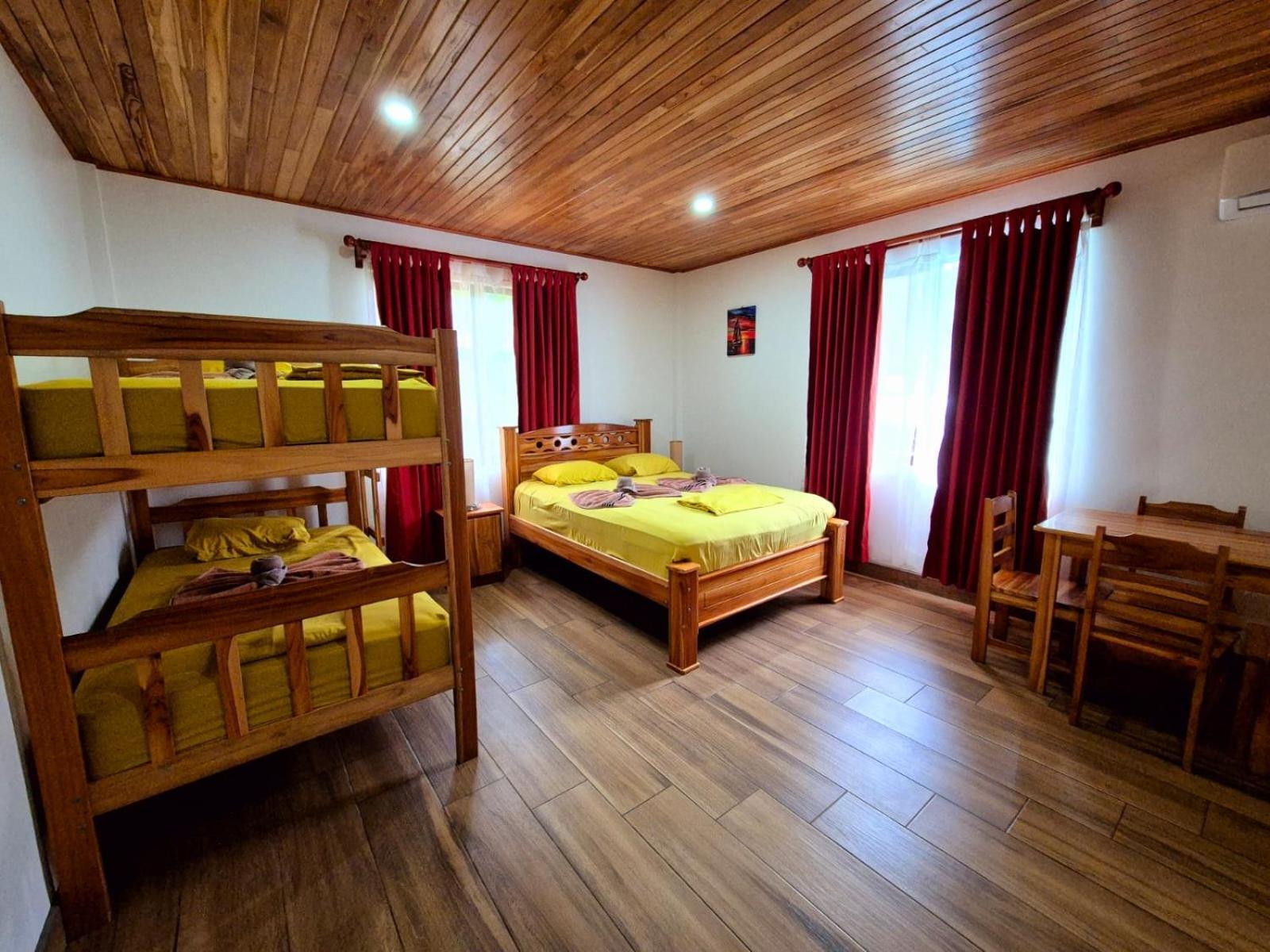 Corcovado & Drake Inn Drake Bay ภายนอก รูปภาพ