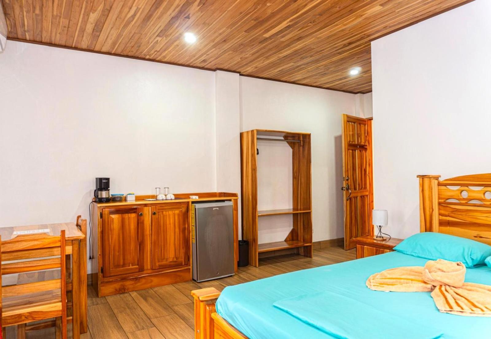 Corcovado & Drake Inn Drake Bay ภายนอก รูปภาพ